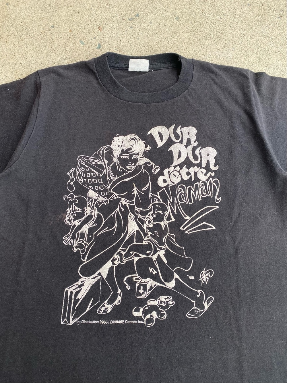 80s Vintage ‘’It’s Hard to be a Mom’’ Comedy Tee Shirt